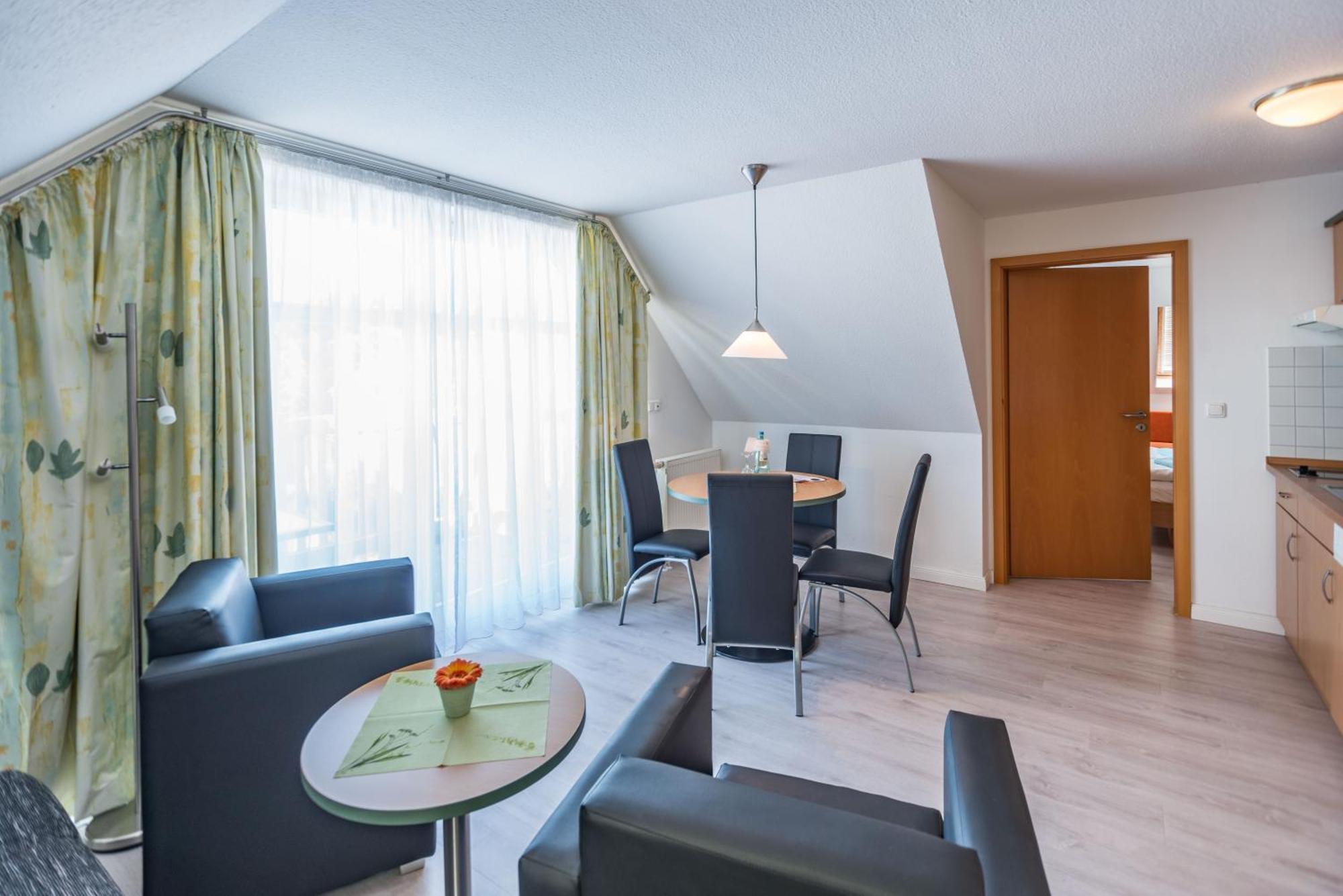 Am Weststrand Apartmenthaus Waldeck Ostseebad Kühlungsborn Exterior foto