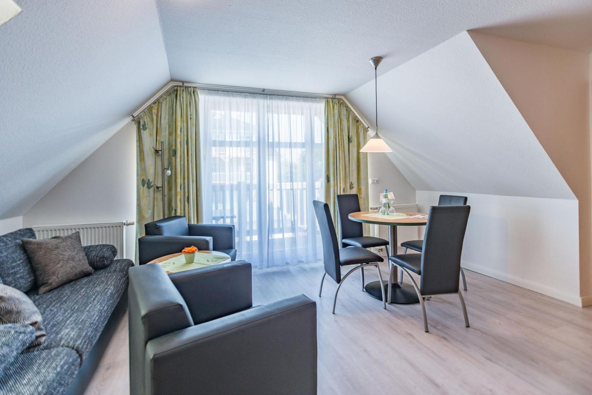Am Weststrand Apartmenthaus Waldeck Ostseebad Kühlungsborn Exterior foto