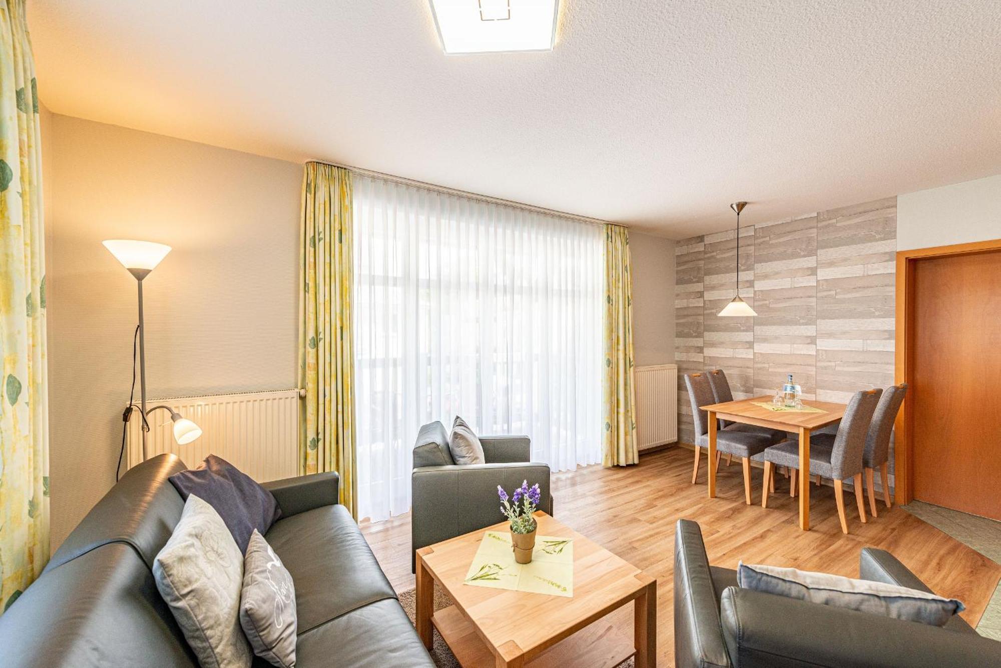 Am Weststrand Apartmenthaus Waldeck Ostseebad Kühlungsborn Exterior foto